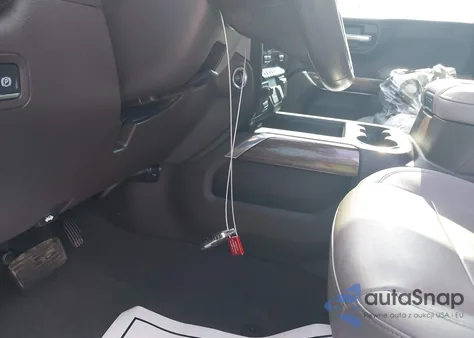 2021 Chevrolet Silverado 1500 4Wd Short Bed Rst z USA, uszkodzony, nr VIN 3GCUYEEL9MG107205